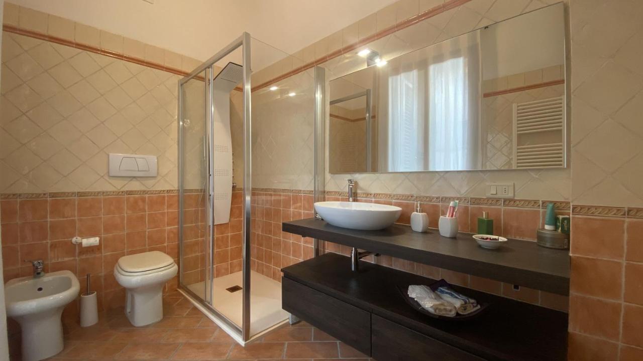 Indipendent Studio Apartment With Terrace - Parking Florencja Zewnętrze zdjęcie