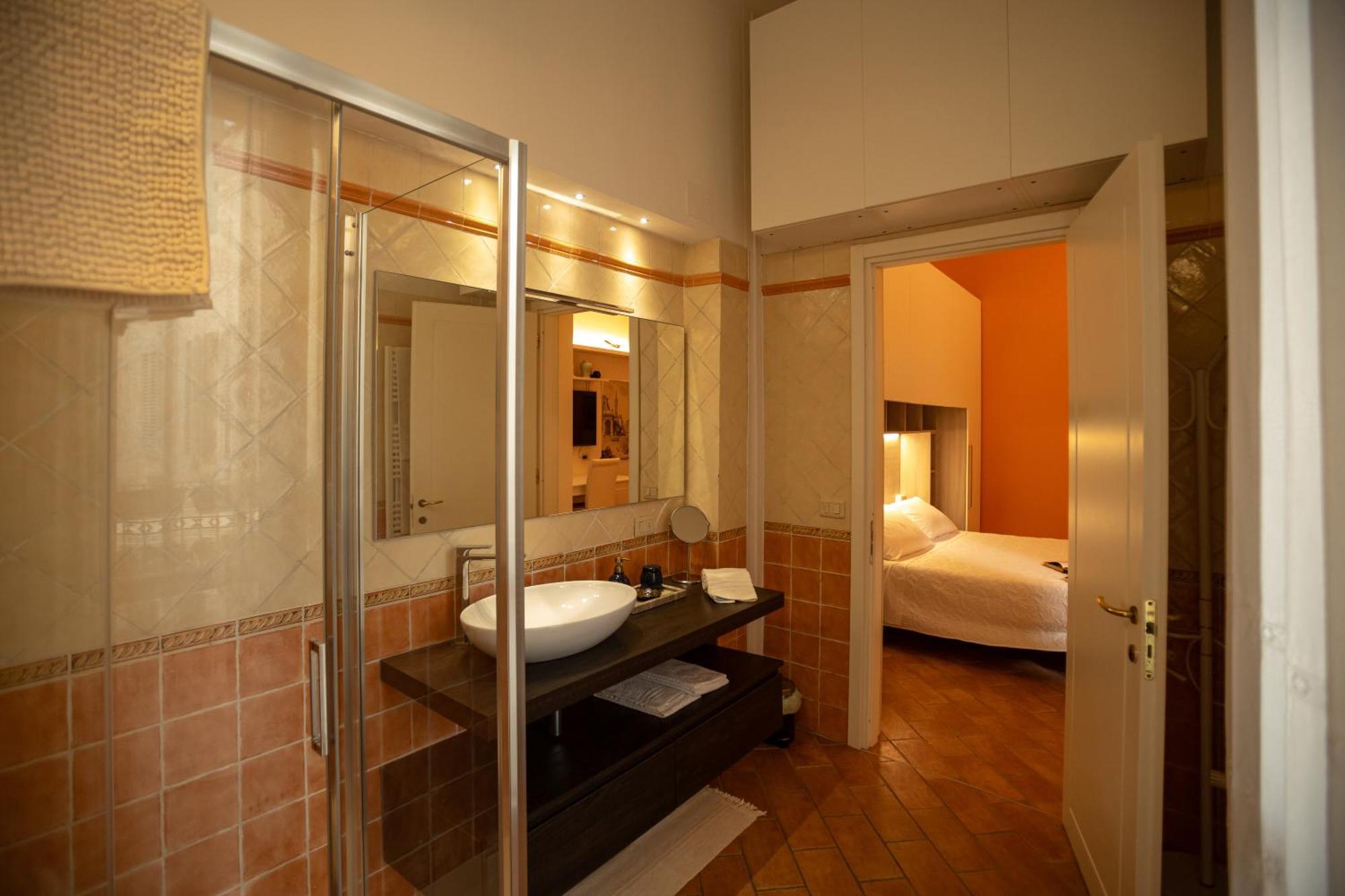Indipendent Studio Apartment With Terrace - Parking Florencja Zewnętrze zdjęcie
