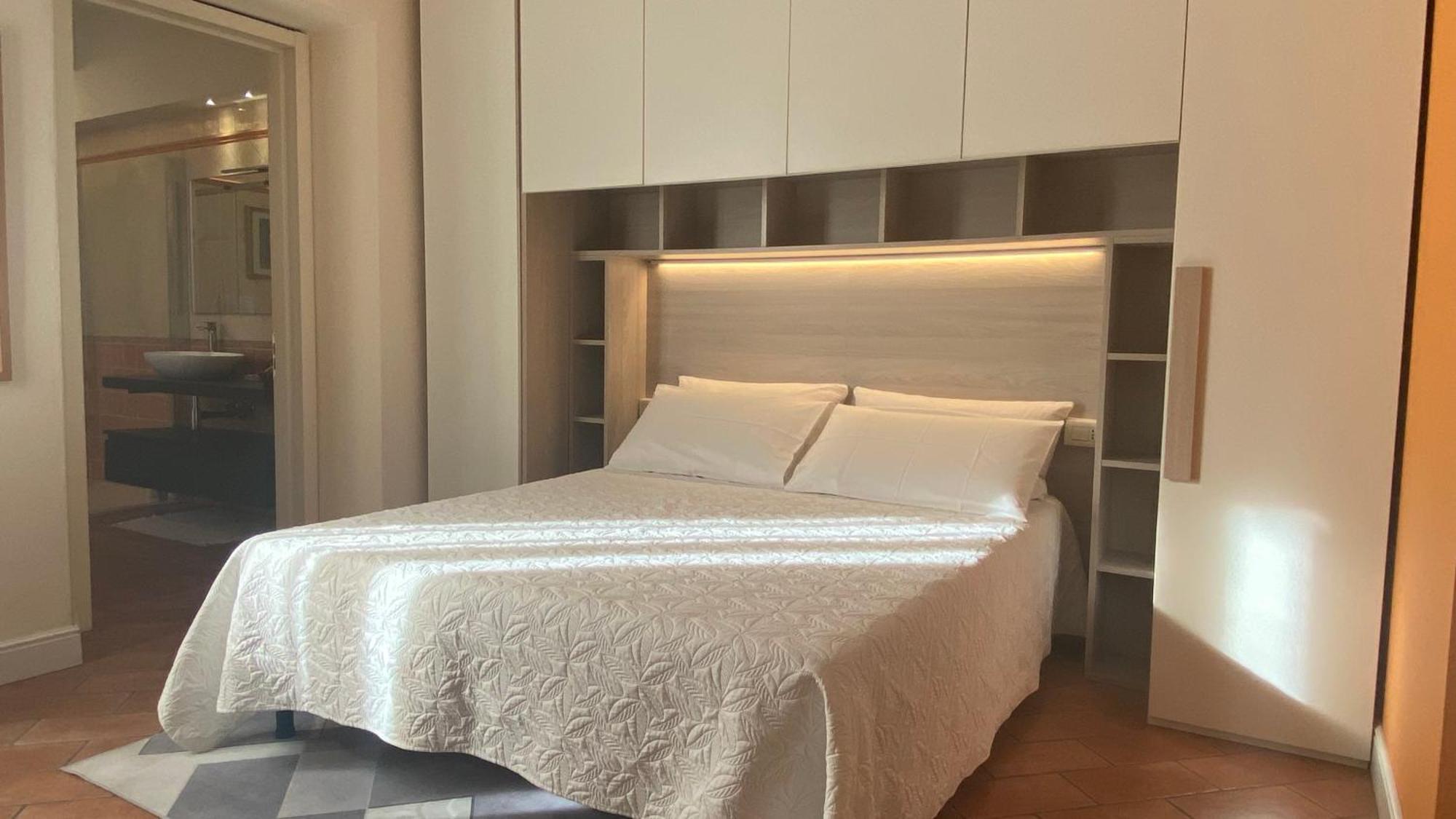 Indipendent Studio Apartment With Terrace - Parking Florencja Zewnętrze zdjęcie